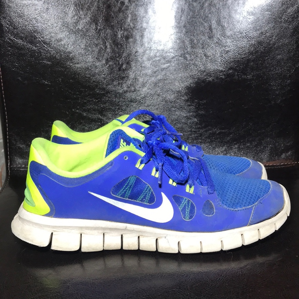 Nike Shoes 7Y